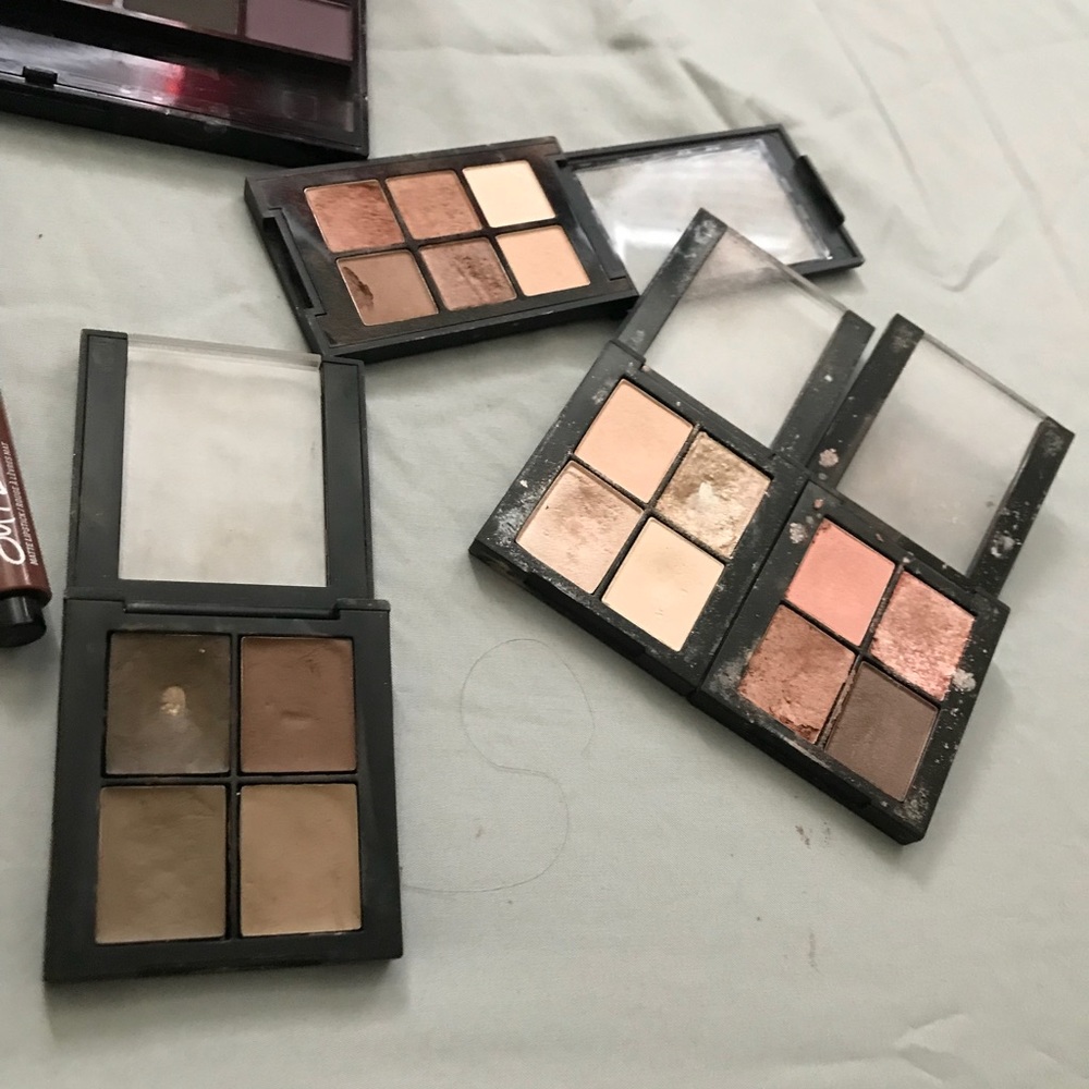 Makeup bundle - Picture 4 of 6